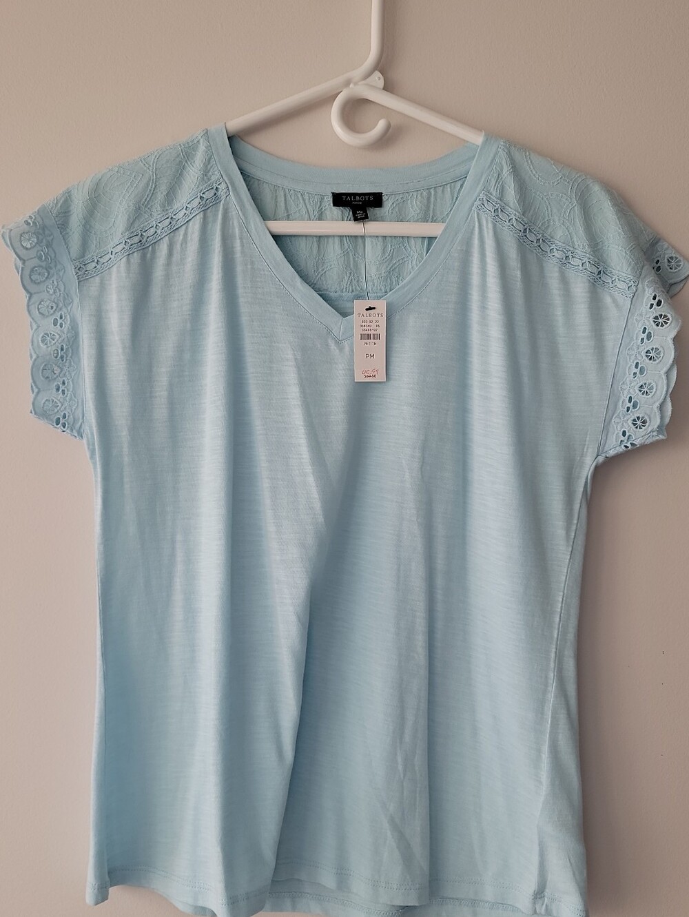 Talbots V-Neck top Size M Light Blue with lace style on top NWT